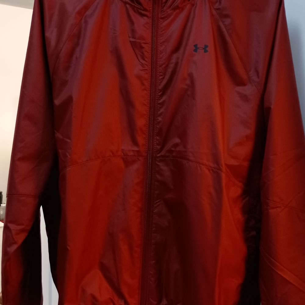 Under Armour Men's Crimson Windbreaker
